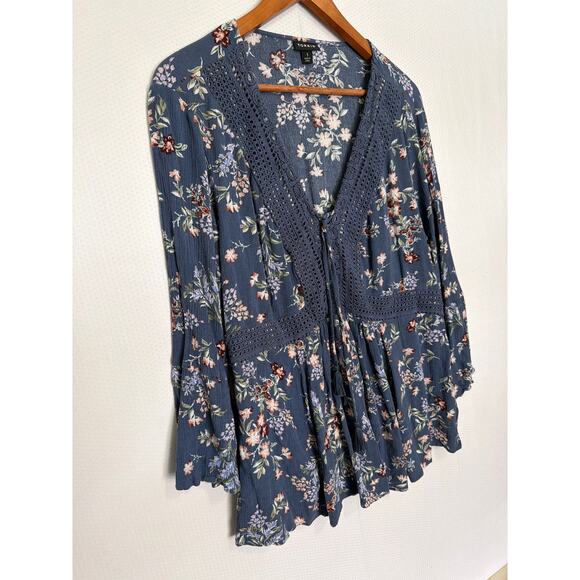 Torrid Floral Peplum Top Size 1 Boho Lace Trim 3/4 Sleeve Blouse 14 16 - Picture 4 of 10